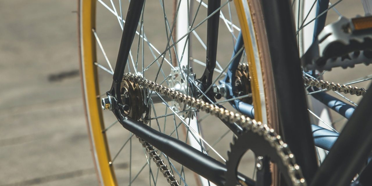 How do I know if my bicycle chain is too short?